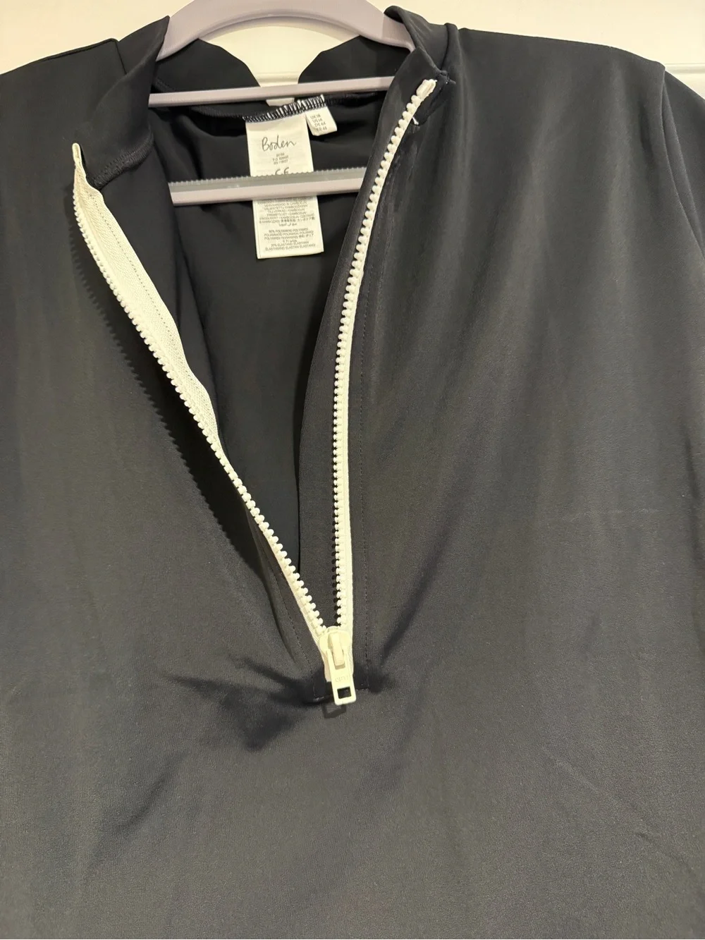 Boden Horizon Tilos Short Sleeve Beach Swim Top Women's Size US 14 Black & White